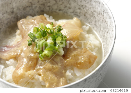 Hot Ochazuke with red sea bream marinated in sesame miso sauce (white background) 68214619