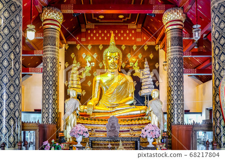 Gold buddha statue at at Phra Si Rattana Mahathat temple, Phitsanulok, Thailand . Beautiful of historic city at Buddhism temple. Gold buddha statue at at Phra Si Rattana Mahathat temple, Phitsanulok, Thailand . Beautiful of historic city at Buddhism temple. 68217804