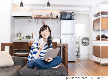 遠程辦公女性 68218145