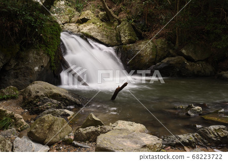 Goto Waterfall Summer Goto Waterfall Summer 68223722
