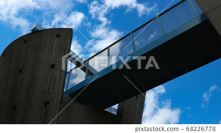 橫濱山下公園人行天橋 68226778