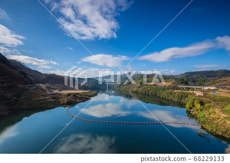 Oita Dam and blue sky 68229133