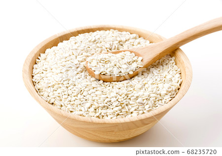 Rolled barley Rolled barley 68235720