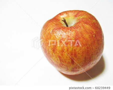 Shinabi apple Shinabi apple 68239449