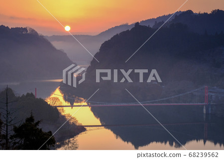 Sunrise over Tsukigase Valley (Nara City, Nara Prefecture) 68239562