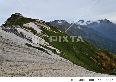 Yarigatake, the famous peak of the Northern Alps seen from Omotesinza 68242847