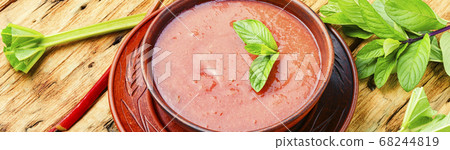 Cold rhubarb soup Cold rhubarb soup 68244819