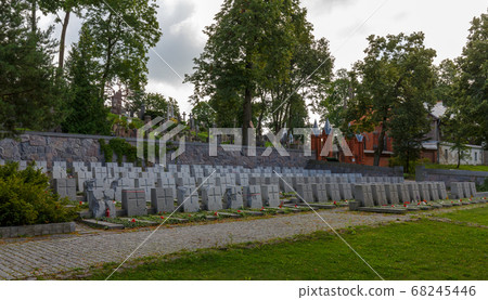 Old Rasos Cemetery in Vilnius 68245446