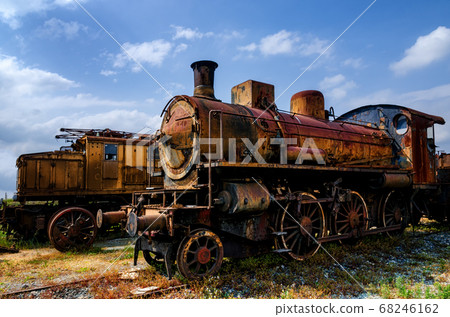 italian rusty steam locomotive italian rusty steam locomotive 68246162