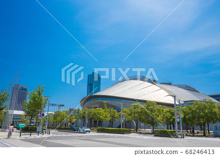 [Chiba City, Chiba Prefecture] Scenery of Makuhari Messe and the blue sky 68246413