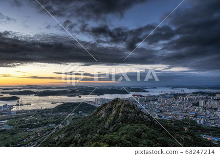 Yudalsan mountain sunset 68247214