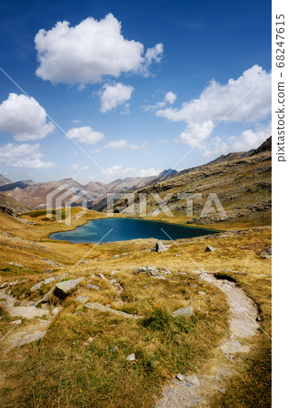 Lake of Lauzanier 68247615