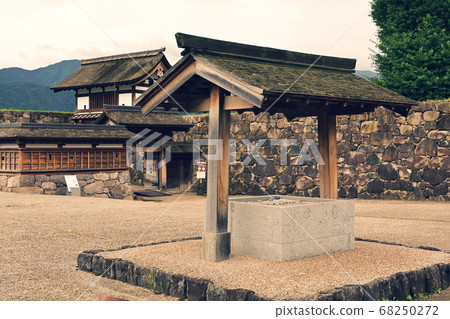 100 famous castles in Japan and Matsushiro Castle 68250272