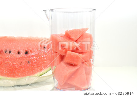 Watermelon squid juice made in mixer before making and cut watermelon Watermelon squid juice made in mixer before making and cut watermelon 68250914