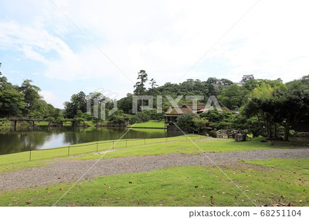 Hikone castle Hikone castle 68251104