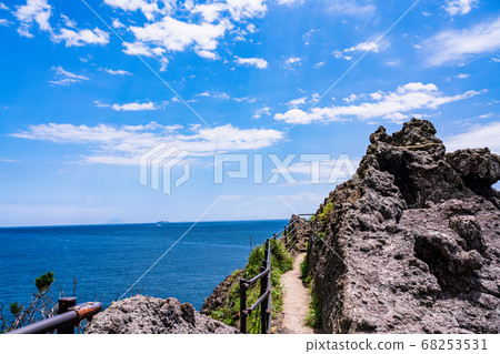 (Shizuoka Prefecture) Irozaki, Ishimuro Shrine/Kumano Shrine at the Edge (Shizuoka Prefecture) Irozaki, Ishimuro Shrine/Kumano Shrine at the Edge 68253531