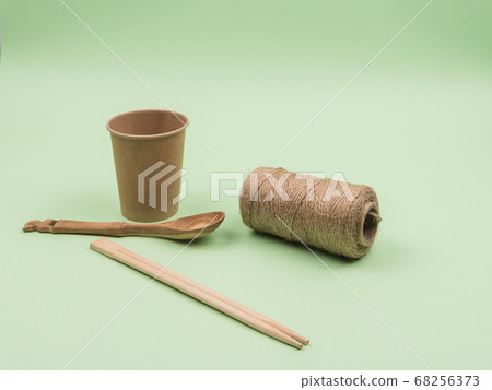 Household items made of ecological materials on a Household items made of ecological materials on a 68256373