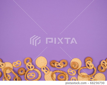 Pretzels, and drying cookie, top view. Pretzels, and drying cookie, top view. 68256730