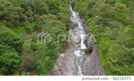 坎農瀑布無人機的鳥瞰圖 68258575