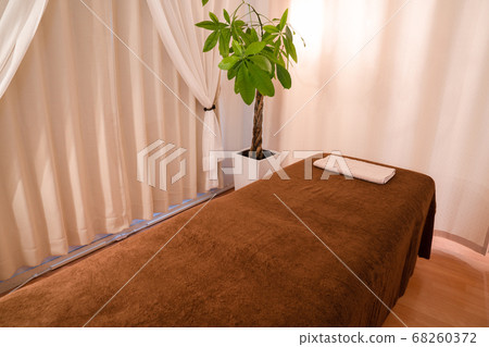  Beauty Salon 68260372