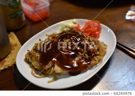 Very delicious okonomiyaki from a Japanese family Very delicious okonomiyaki from a Japanese family 68260976