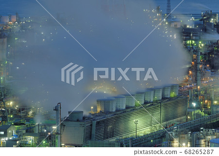 Yokkaichi factory night view Yokkaichi factory night view 68265287