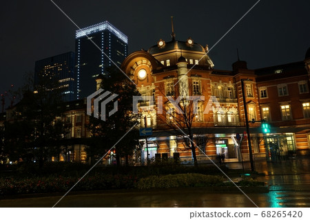 東京站在晚上 68265420
