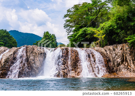 （愛知縣都營町）Tsuta no Fuchi Waterfall 68265913