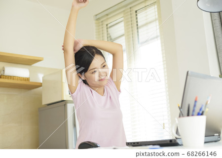 business woman, relaxing, WFH 68266146