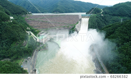 Soyanggang Dam discharge Soyanggang Dam discharge 68266382