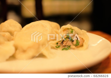 Gyoza Gyoza 68266828