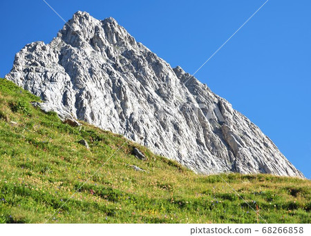 Tour de Montblanc 68266858