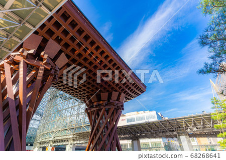 Kanazawa Station Monument in the afternoon [Ishikawa Prefecture] 68268641