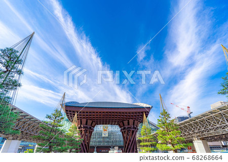 Kanazawa Station Monument in the afternoon [Ishikawa Prefecture] 68268664