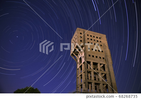 Shimen Mining Center vertical shaft and starry sky 68268735