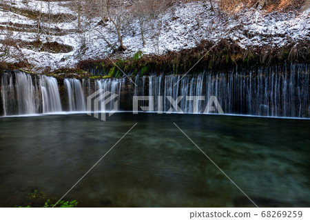 冬天的白rai瀑布（長野縣） 68269259