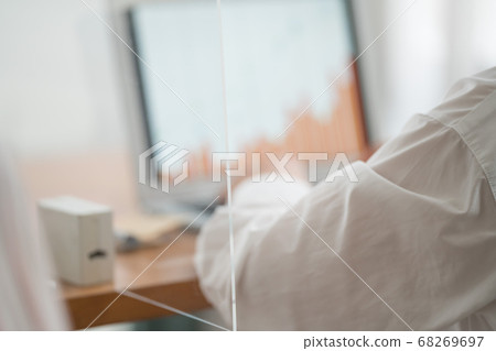 通過亞克力分區，感染控制，社交距離 68269697