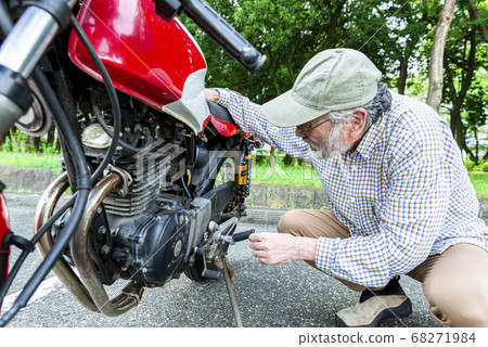 自行車生活高級騎自行車的人 68271984