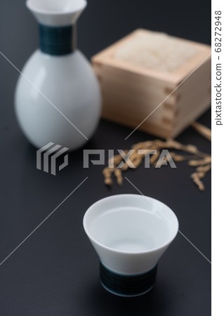 Sake Sake 68272948