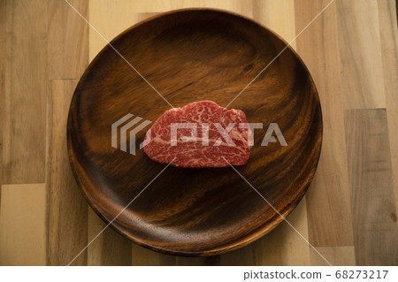 相思板生牛肉牛排 相思板生牛肉牛排 68273217