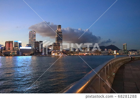 waterront promenade along the Victoria harbour in Hong Kong island 68281288