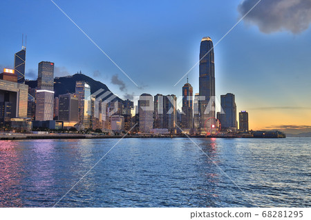 waterront promenade along the Victoria harbour in Hong Kong island waterront promenade along the Victoria harbour in Hong Kong island 68281295