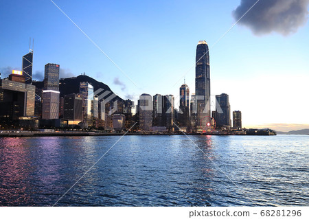 waterront promenade along the Victoria harbour in Hong Kong island waterront promenade along the Victoria harbour in Hong Kong island 68281296