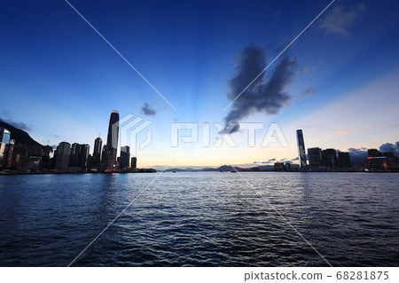 aterront promenade along the Victoria harbour in Hong Kong island aterront promenade along the Victoria harbour in Hong Kong island 68281875