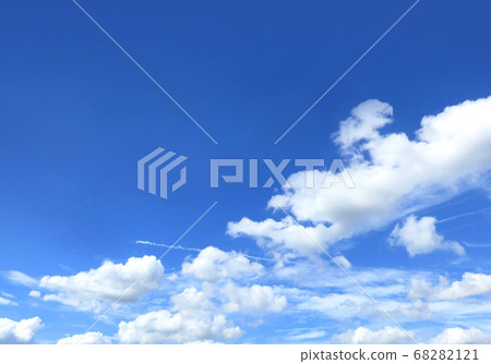  藍天和雲彩 68282121