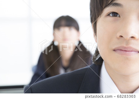 Junior high school students studying in a cram school Junior high school students studying in a cram school 68283303