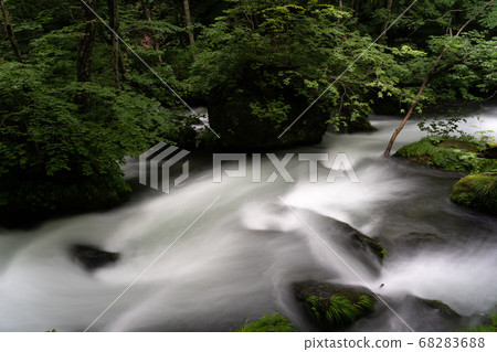 Oirase stream Oirase stream 68283688