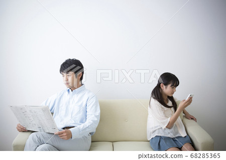 Parents and children 68285365