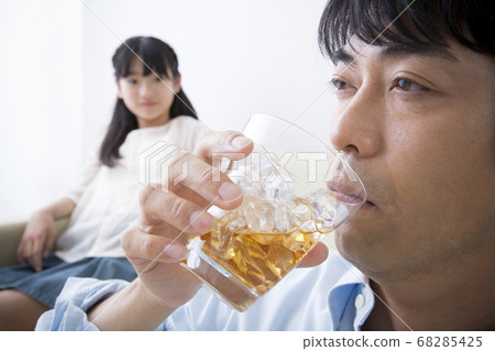 酒鬼父親 68285425