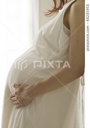 Pregnant women of the moon Pregnant women of the moon 68285958